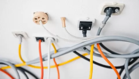 Jaki kabel do instalacji natynkowej